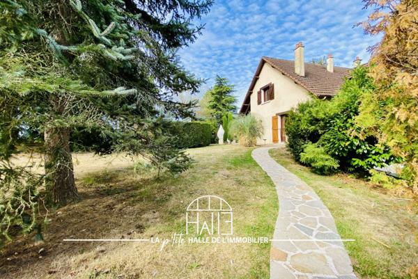 Maison 9 pièces - 227 m²