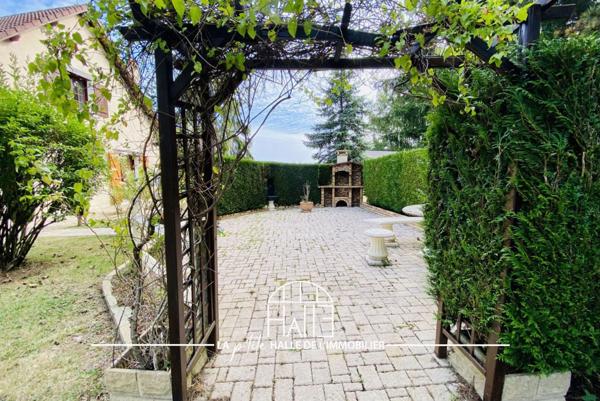 Maison 9 pièces - 227 m²