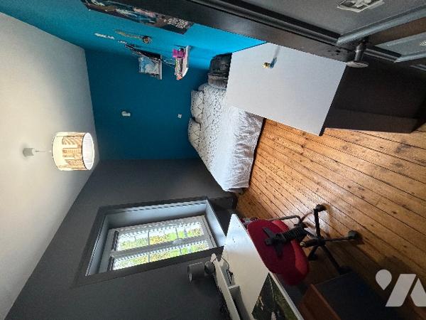 À SAINT-LO, MAISON ANCIENNE de 128m², PROCHE DU CENTRE, DES ECOLES, DES COMMERCES , DE L'HOPITAL.