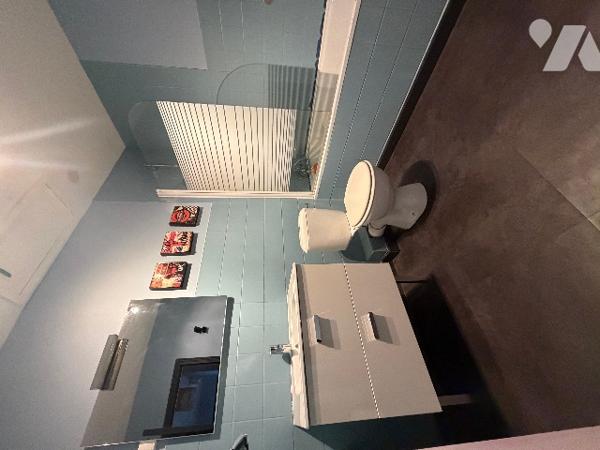 À SAINT-LO, MAISON ANCIENNE de 128m², PROCHE DU CENTRE, DES ECOLES, DES COMMERCES , DE L'HOPITAL.