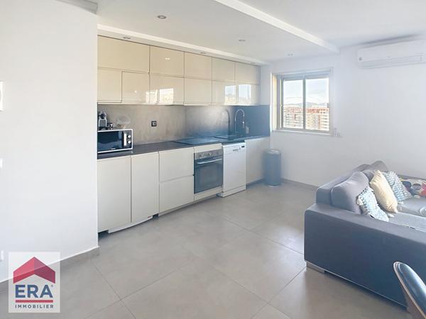 A louer type 4 meublé Menpenti 13006 Marseille 2 terrasses parking privé cuisine équipée