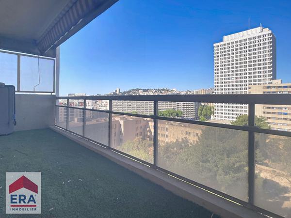 A louer type 4 meublé Menpenti 13006 Marseille 2 terrasses parking privé cuisine équipée