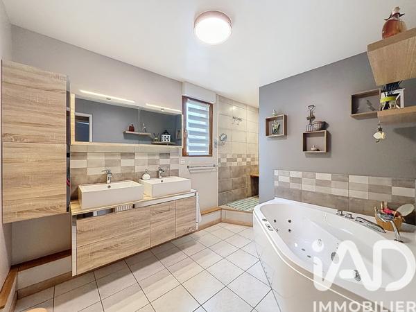 Maison à vendre 6 pièces 141,57 m² Franconville