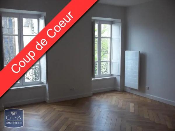 Appartement à louer 4 pièces 102m² Bourg-en-Bresse (01000)