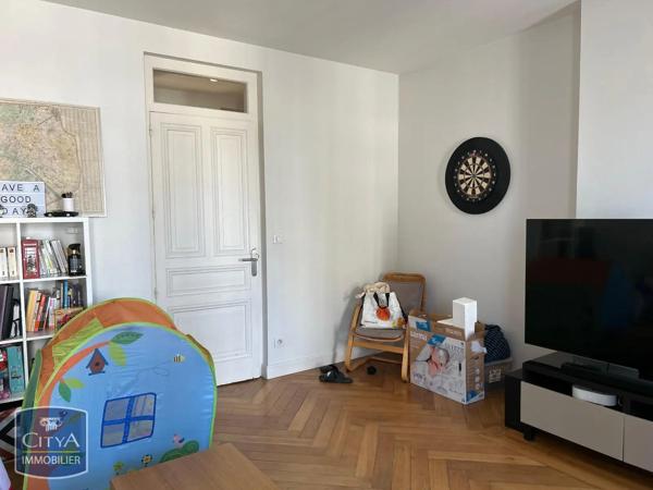 Appartement à louer 4 pièces 102m² Bourg-en-Bresse (01000)