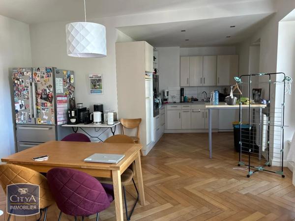 Appartement à louer 4 pièces 102m² Bourg-en-Bresse (01000)