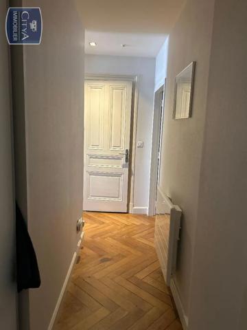 Appartement à louer 4 pièces 102m² Bourg-en-Bresse (01000)