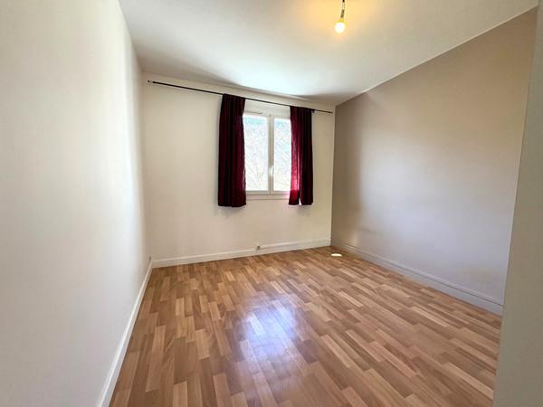 Appartement 4 pièces à louer au coeur de Fontaine