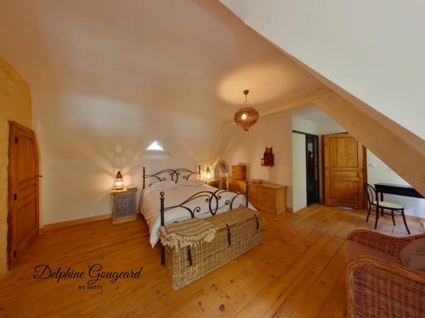 Maison en pierre rénovée en 2021 - finitions haut de gamme