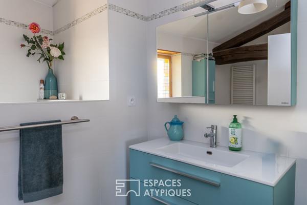 Demeure historique du XIIIe siècle : un cadre enchanteur entre héritage et modernité