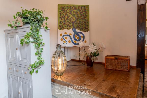 Demeure historique du XIIIe siècle : un cadre enchanteur entre héritage et modernité