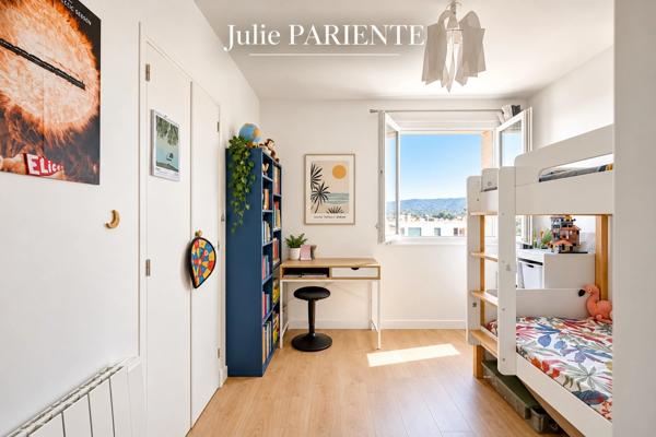 Appartement à vendre 4 pièces LA CIOTAT (13) Parking privatif