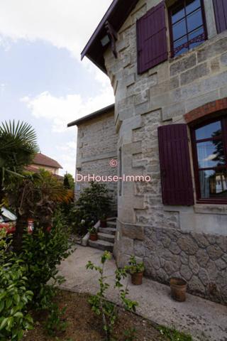 Maison à vendre 9 pièces de 205 m²