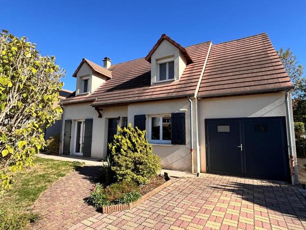 Maison à VAUX-LE-PENIL, 77000 - 6 pièces 113m²