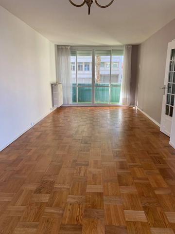 HOTEL DE VILLE LE HAVRE APPART. F3/4 80 M2 AVEC BALCON, PARKING COLLECTIF, CAVE