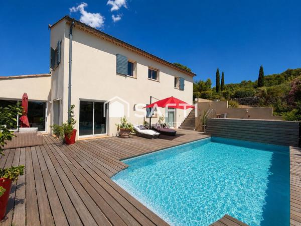 Maison familiale avec piscine dans quartier prisé du viget
