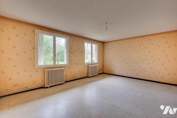 A VENDRE Maison 5 chambres à QUINT-FONSEGRIVES - Grand terrain - 2 garages + atelier