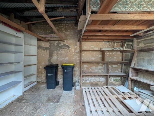 Maison de ville - Le Lude (72800)

Maison de 87 m² habitables sur une parcelle de 262 m², sit...