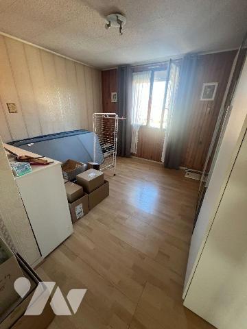 Coudekerque-Branche (59210), maison de ville 1 mitoyenneté construite en 1985 dans un quartier ...