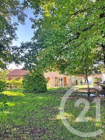 Maison à vendre  5 pièces - 163,20 m2 COMBRONDE - 63