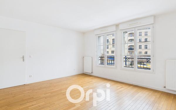 Appartement à vendre    3 pièces • 66,82 m2 Chaville