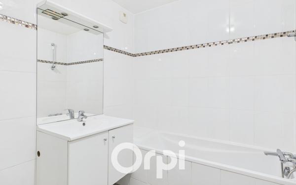 Appartement à vendre    3 pièces • 66,82 m2 Chaville