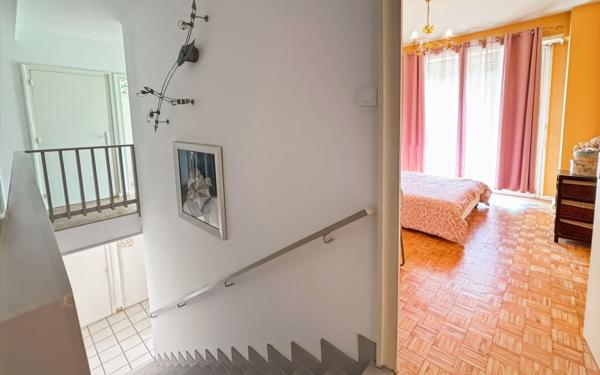 Appartement à vendre    3 pièces • 90,71 m2 Pau
