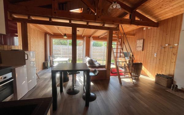 Maison à vendre    2 pièces •  Biscarrosse