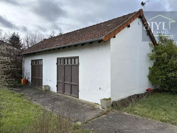 Maison
         5 pièces
        - 180 m² 213 000 € *