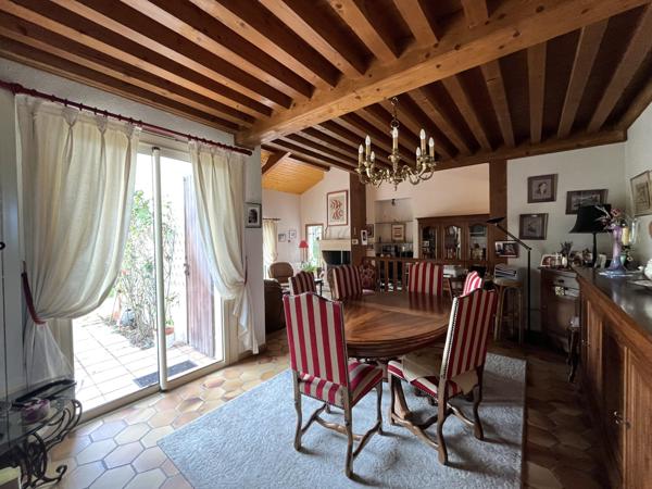 Lissieu (69380) LISSIEU, MAISON 7 PIECES SUR TERRAIN CLOS ET ARBORE DE 1520 m²