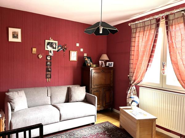 Lissieu (69380) LISSIEU, MAISON 7 PIECES SUR TERRAIN CLOS ET ARBORE DE 1520 m²