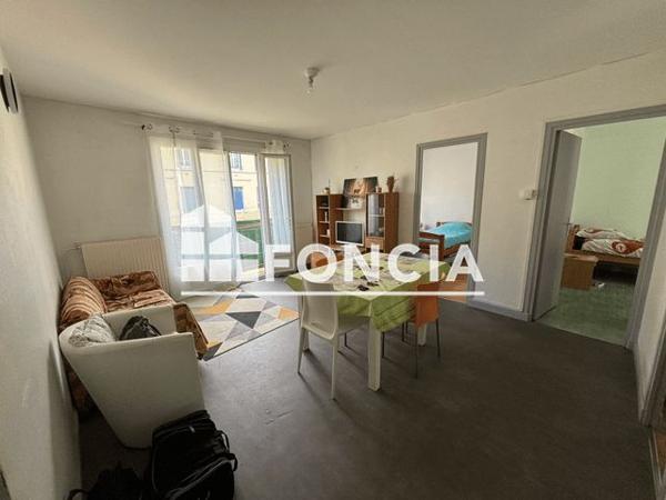 Location Appartement 5 pièces 69.2 m² - 11 RUE DE LA CECILE Valence 26000