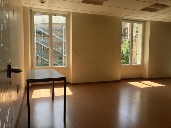 Vente / Appartement T6+ à Foix (09000)