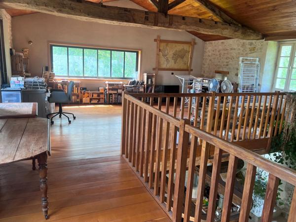 Domaine à vendre 11 pièces et activité rentable en place (17)