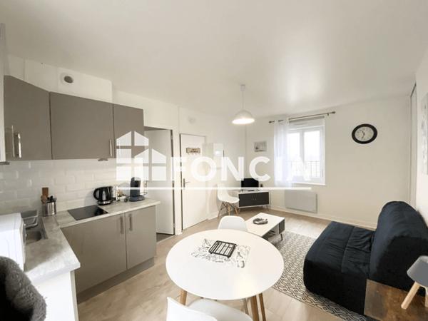 Location Studio meublé 21.15 m² - 99 RUE SAINT LEONARD Honfleur 14600