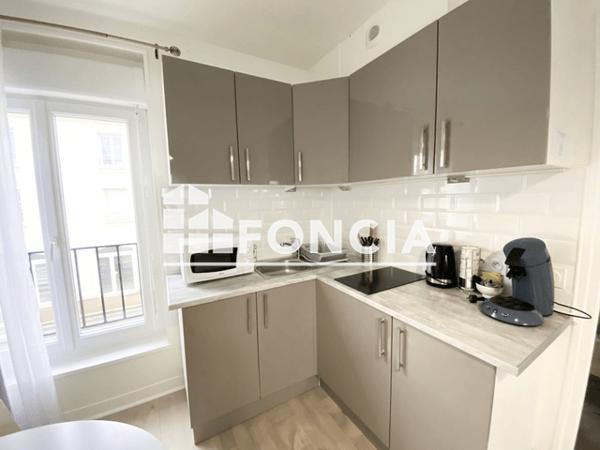 Location Studio meublé 21.15 m² - 99 RUE SAINT LEONARD Honfleur 14600