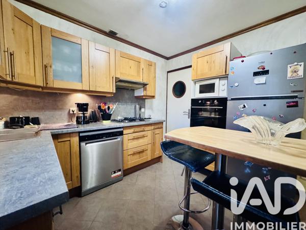 Maison à vendre 5 pièces 95 m² Garennes-sur-Eure