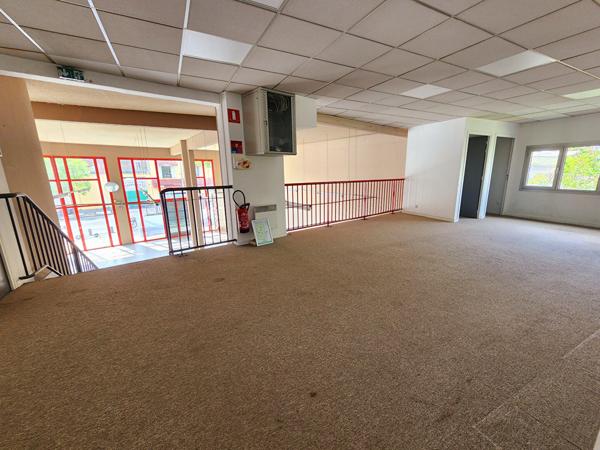 Local commercial Houilles 429 m2 , Houilles Local commercial Houilles 429 m2 , Houilles