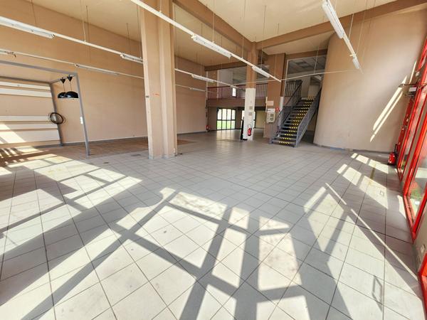 Local commercial Houilles 429 m2 , Houilles Local commercial Houilles 429 m2 , Houilles