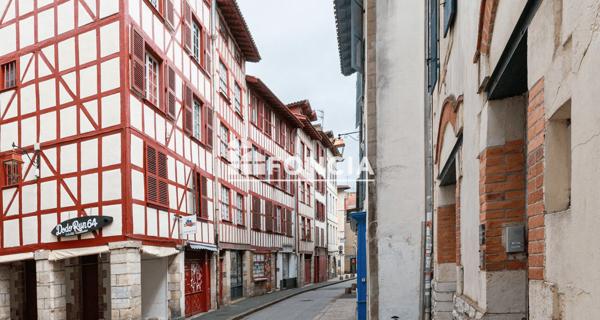 À vendre Studio 35.87 m² - Bayonne 64100