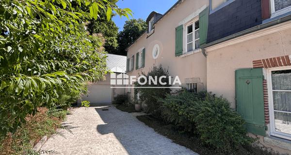 À vendre Maison 10 pièces 292 m² - Orléans 45000