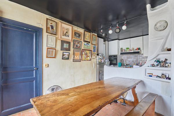 A vendre - Appartement - Paris 75003 - Archives  - Vue dégagée