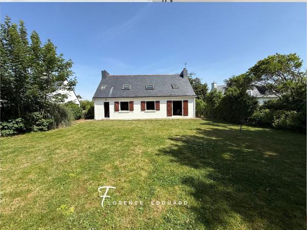 Maison
         8 pièces
        - 130 m² 360 000 € *