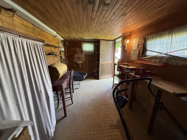 Maison
         8 pièces
        - 130 m² 360 000 € *