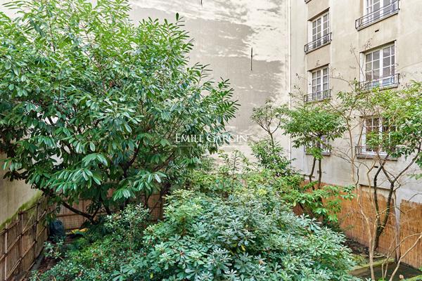 A vendre - Appartement sur jardin - Île Saint-Louis- 75004