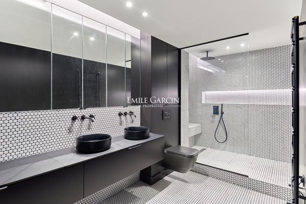 A vendre - Appartement sur jardin - Île Saint-Louis- 75004