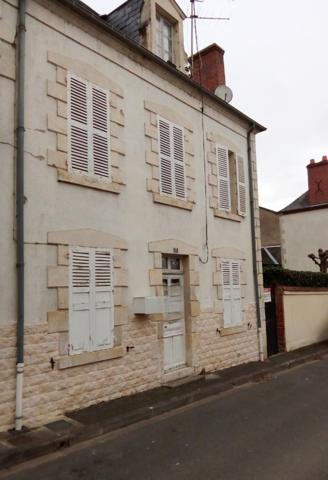 Maison 3 chambres, terrasse et dépendances