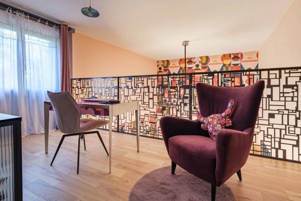 PESSAC(33) proximité BORDEAUX, Maison aux prestations de qualité, 6 chambres, dépendance de 50m2