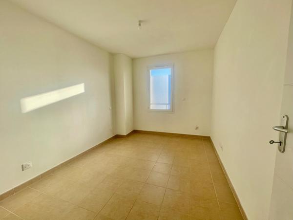 Maison 3 ch, garage, jardin , parking au calme