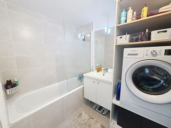 Appartement T3 de 2020, 64,5 m2, terrasse, garage et place de parking